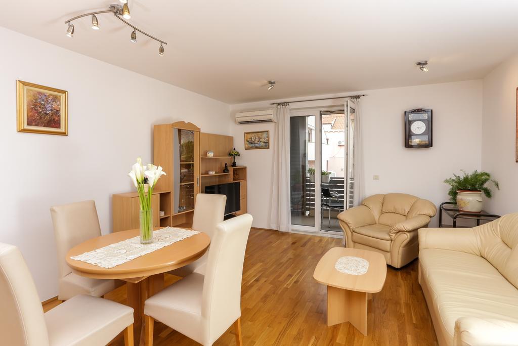 Apartment Larissa Дубровник Екстер'єр фото